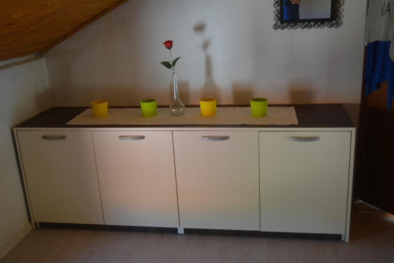 Apartman Bernardica Bol Buitenkant foto